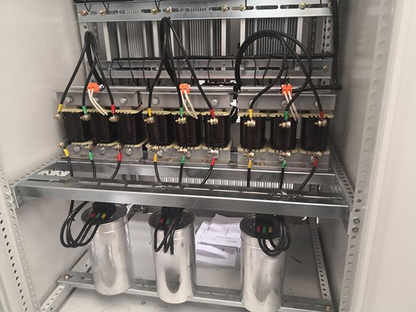 電力濾波電容器和普通電容器的區(qū)別1