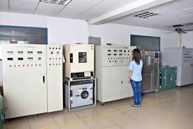 電力諧波對電力電容器的影響分析1