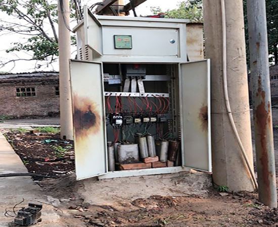 低壓電力電容器發(fā)生爆炸事故