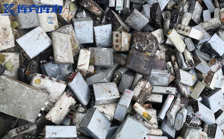 無功補償時電力電容器為什么會壞